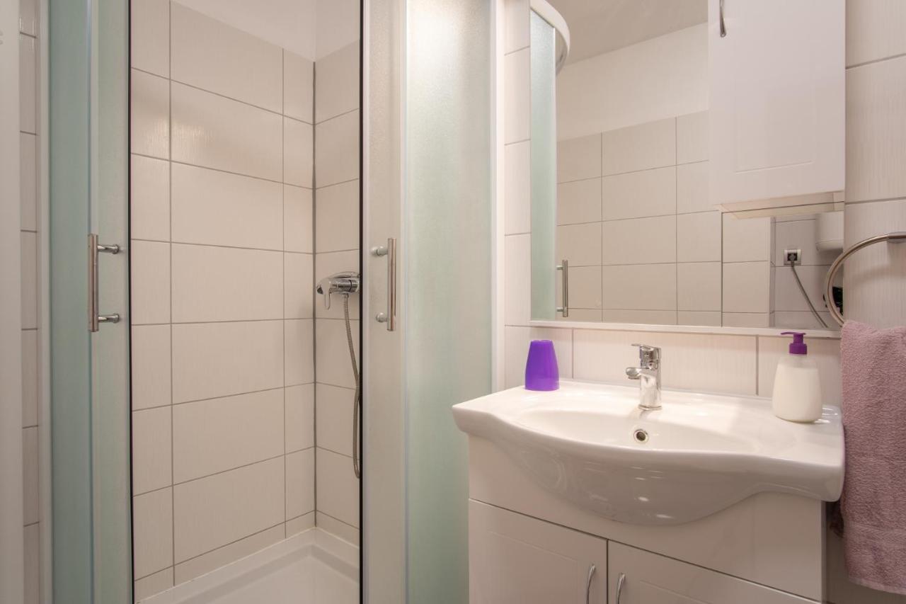 Private Holliday Apartment 파그 외부 사진