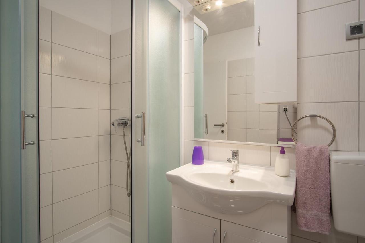 Private Holliday Apartment 파그 외부 사진